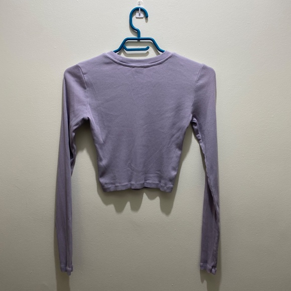 Aritzia TNA Ribbed Cropped Longsleeve - lavender - Picture 5 of 5